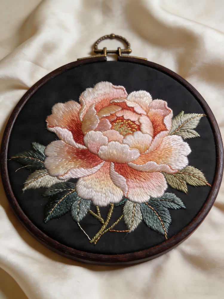 30岁后的“血脉觉醒”：和之时深度解读“新中式”，一场关于身份认同的审美归乡