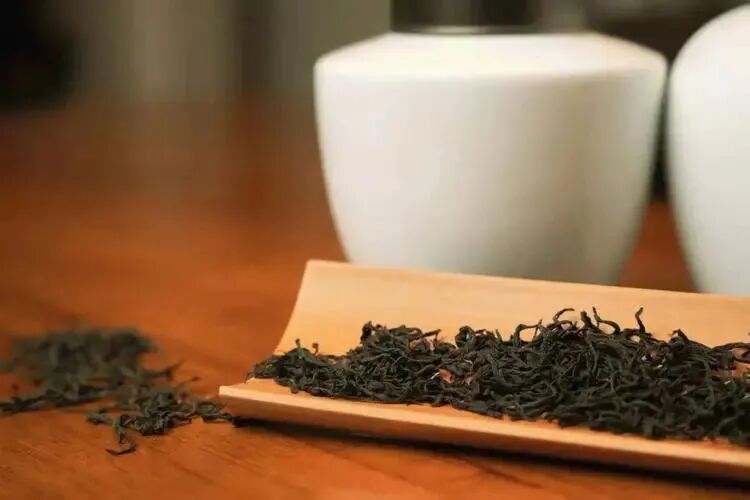 喝豆浆没用？和之时揭秘：日本“雌马酚（Equol）”与被选中的肠道菌群